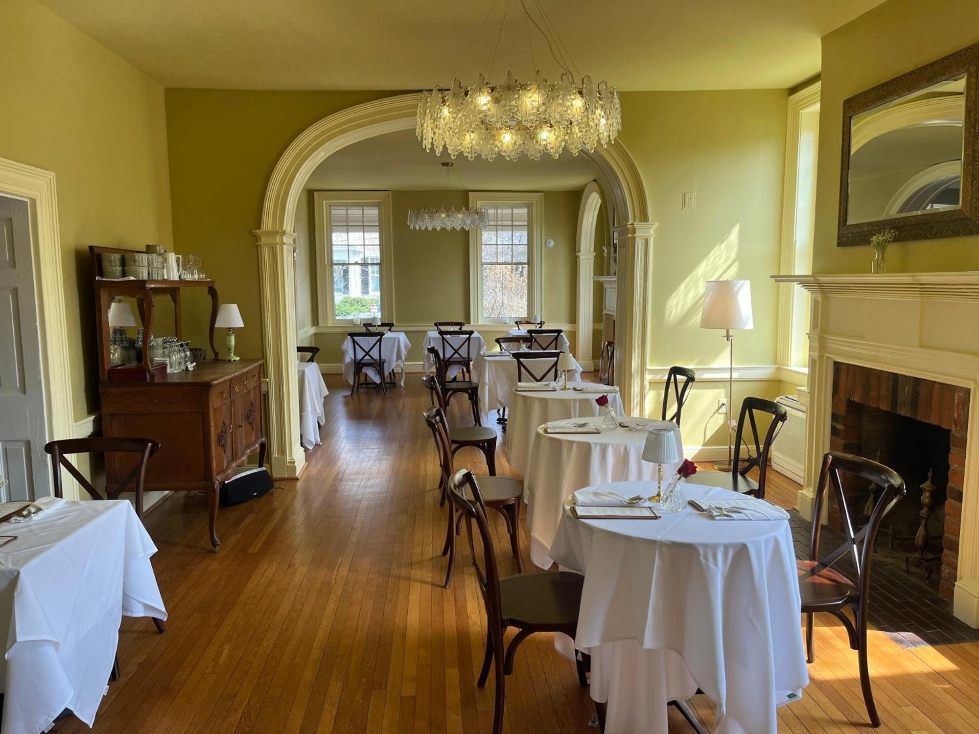 Ironclad Inn And Bourbon Room Fredericksburg Zewnętrze zdjęcie